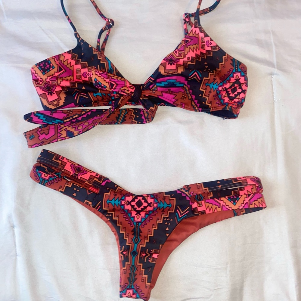 Billabong Bikini Set